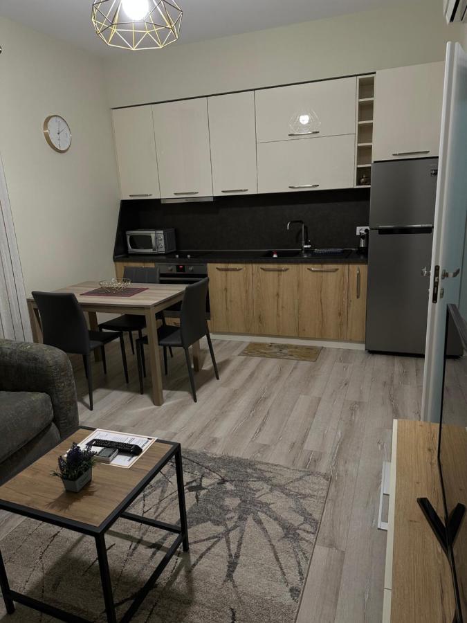 Brilant Apartament Tirana Buitenkant foto