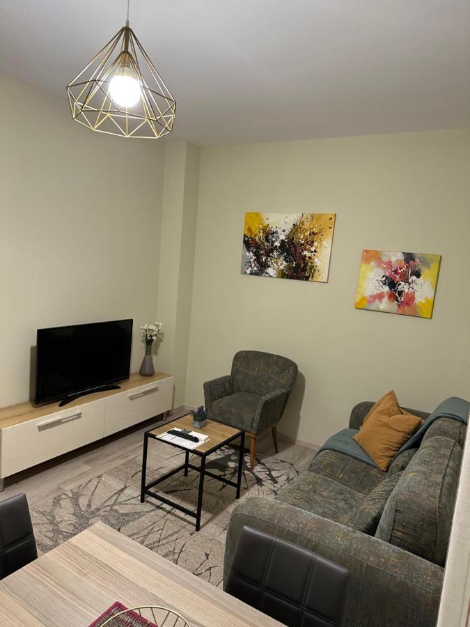 Brilant Apartament Tirana Buitenkant foto