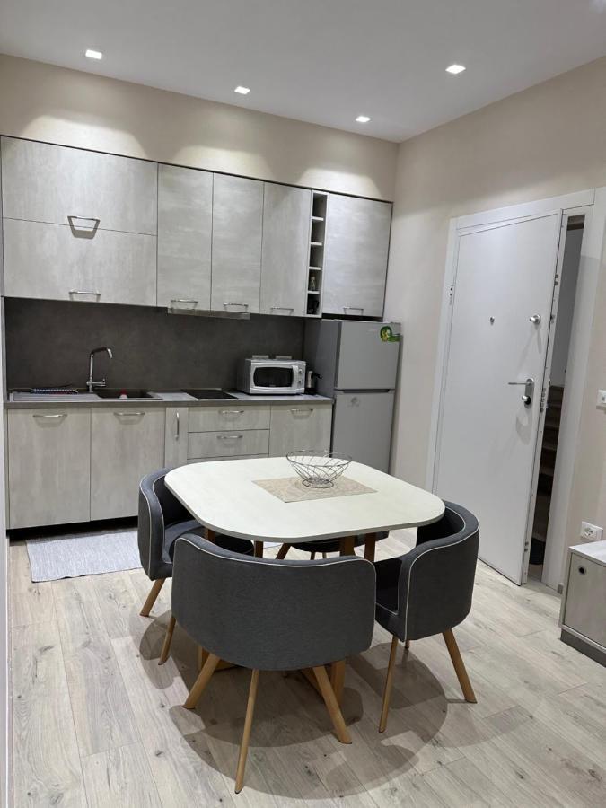 Brilant Apartament Tirana Buitenkant foto