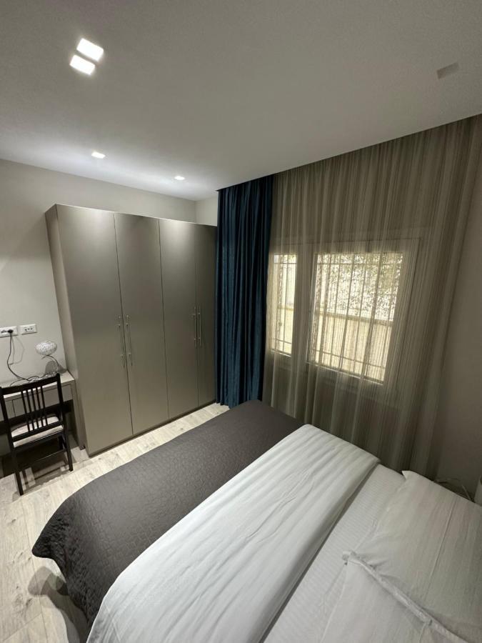 Brilant Apartament Tirana Buitenkant foto
