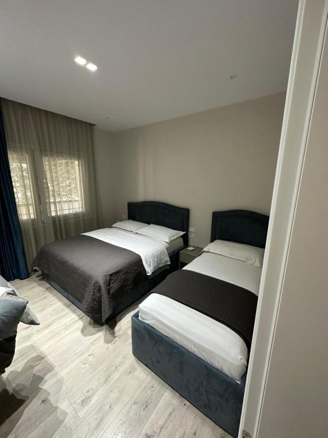 Brilant Apartament Tirana Buitenkant foto