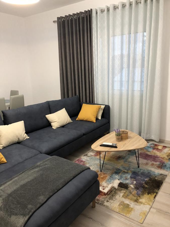 Brilant Apartament Tirana Buitenkant foto