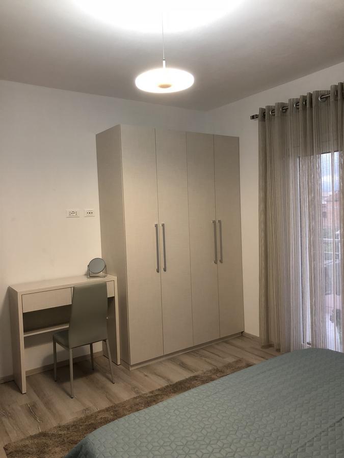 Brilant Apartament Tirana Buitenkant foto